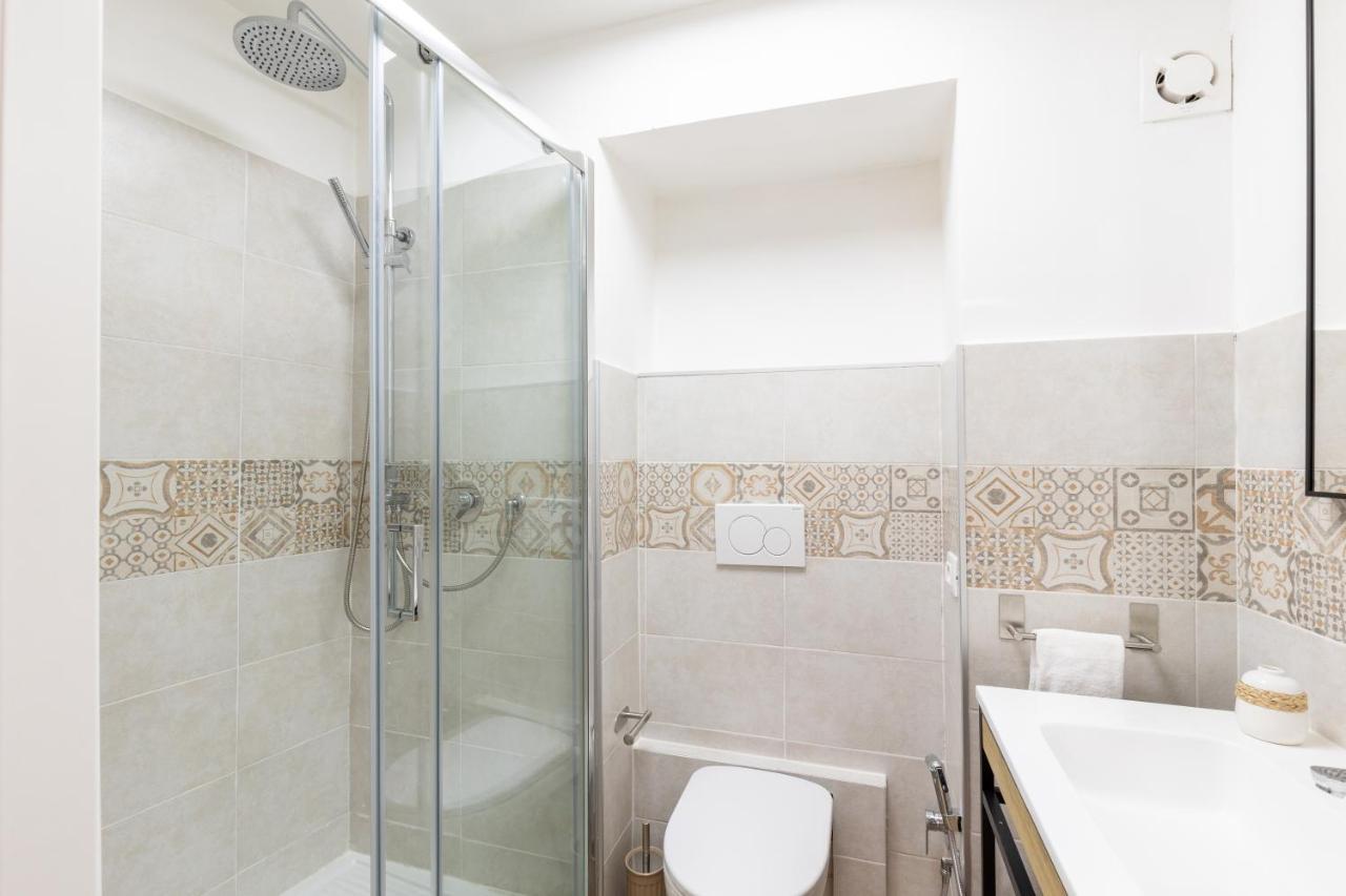 Gentile Suites - Private Rooms Roma Ngoại thất bức ảnh